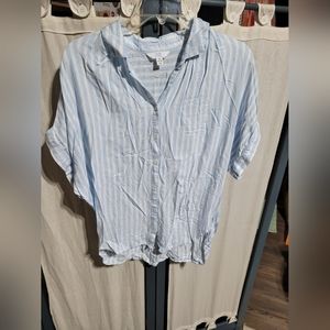 (4241) Time and Tru, Women's size M Top,Blue&White Stripe